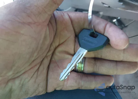 1996 Dodge Ram 1500 from USA, damaged, VIN 1B7HC16Y1TS620491